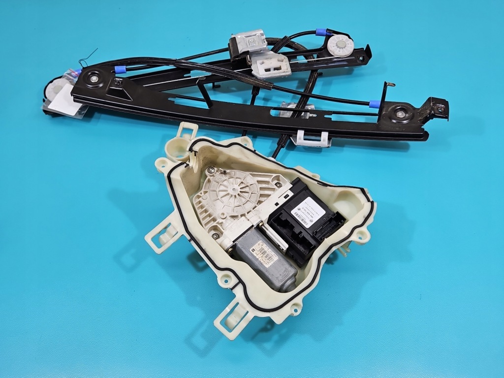фото №1, Підйомник перед лівий seat toledo iii 1k0959793d 5d hb
