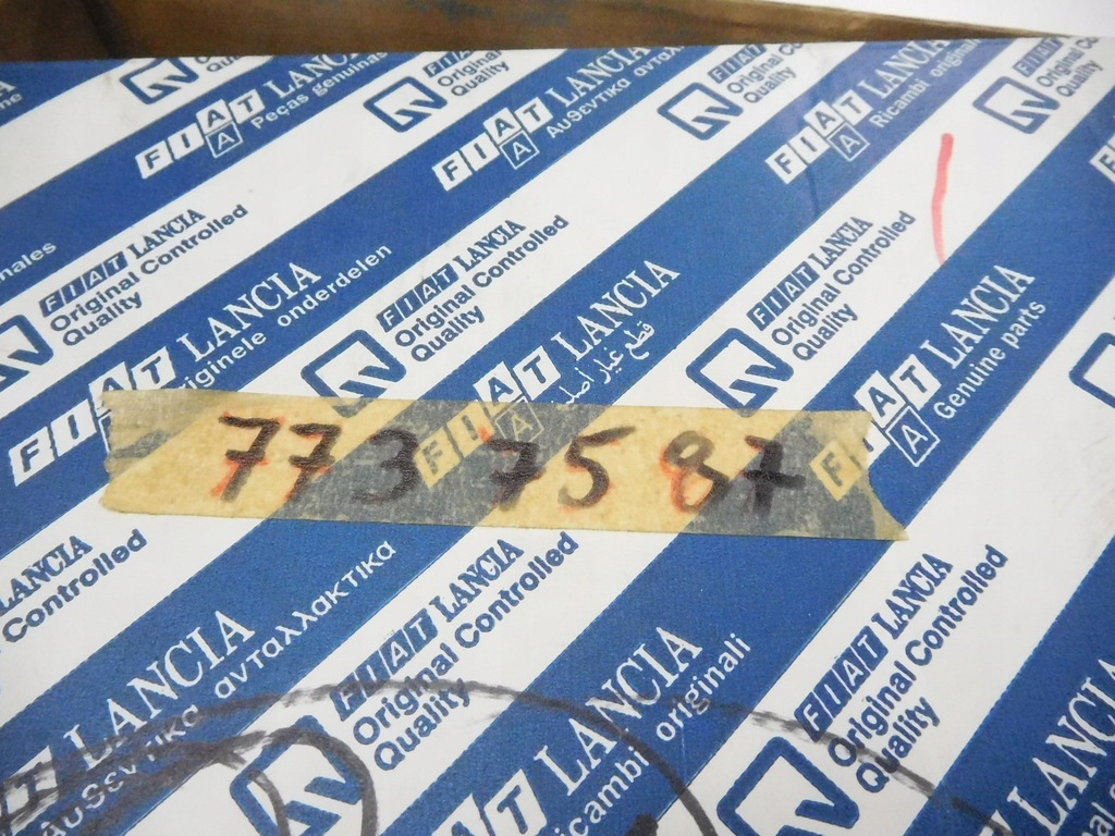 фото №11, Фара правый перед lancia y10 оригинальный номер 7737587