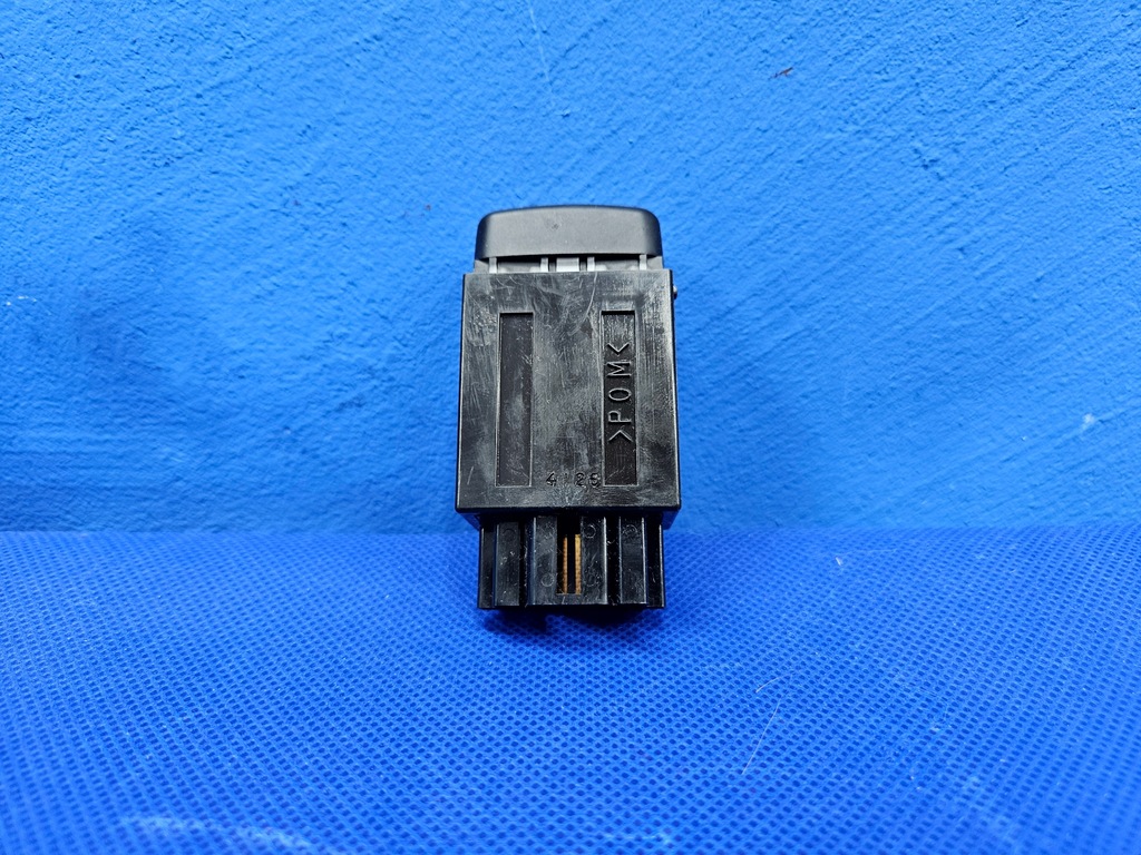 фото №7, Вимикач контролю тяги mitsubishi i-miev citroen c-zero peugeot ion