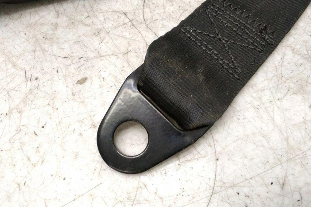 фото №8, Pas безопасности задний правый alfa romeo gt 937_ 10813001 1.9l дизель