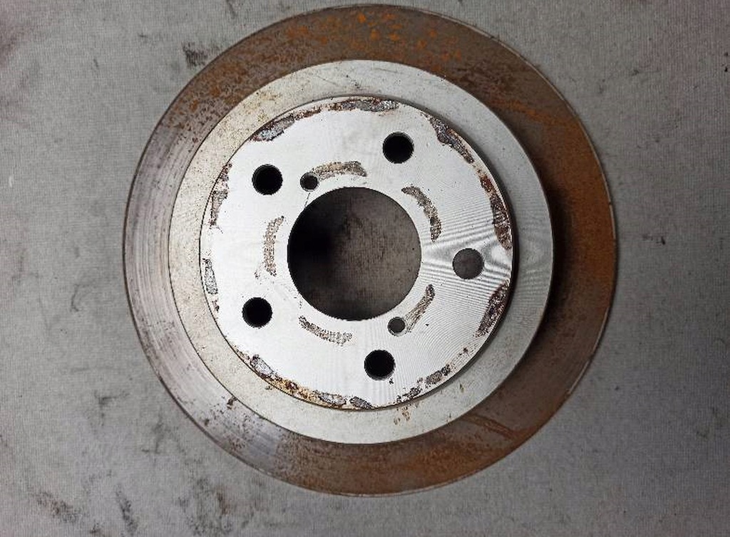 фото №1, Диск правий задня subaru forester