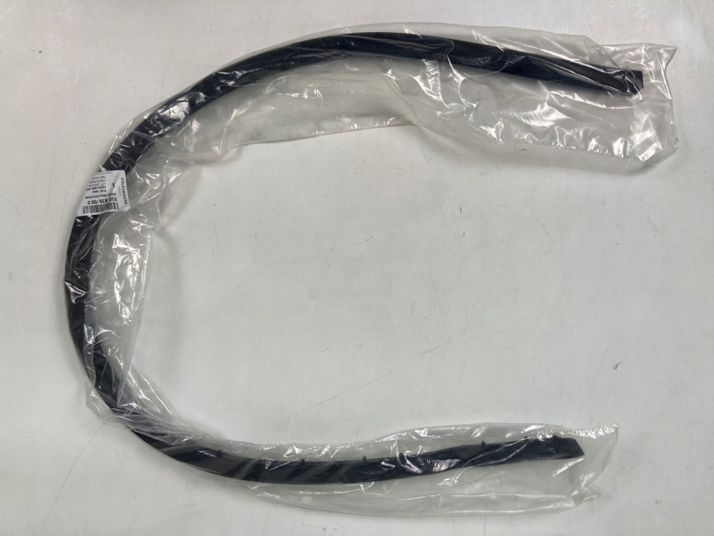 фото №1, Прокладка нижняя дверь vw golf sportsvan