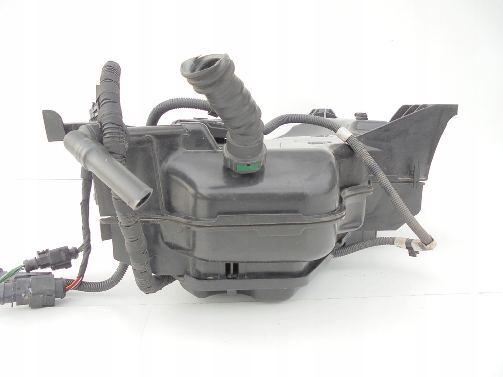 фото №7, Vw t-roc бак adblue 5q0131877r