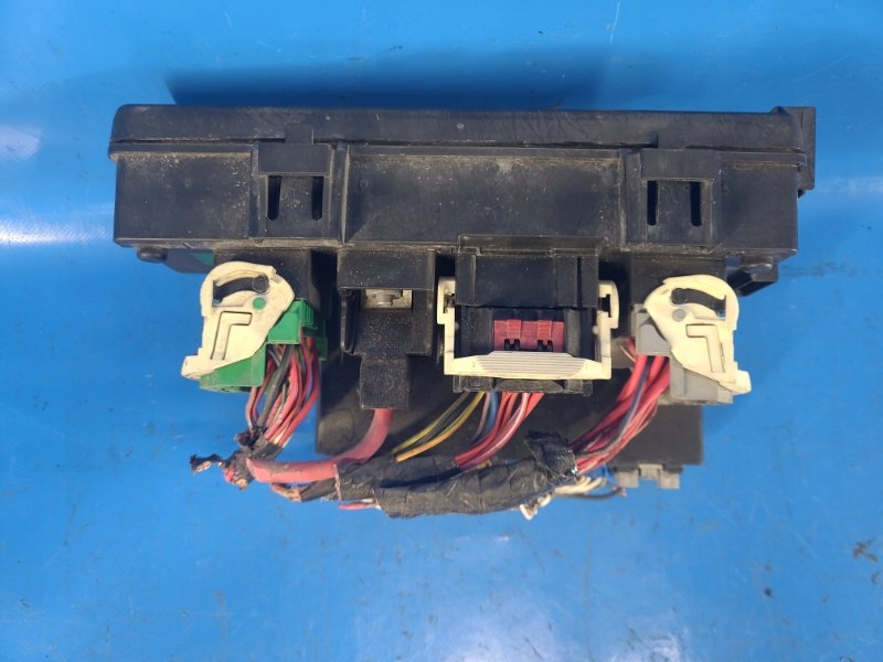 фото №5, Коробка запобіжників камера двигуна chrysler 200 10-14 4692346ae