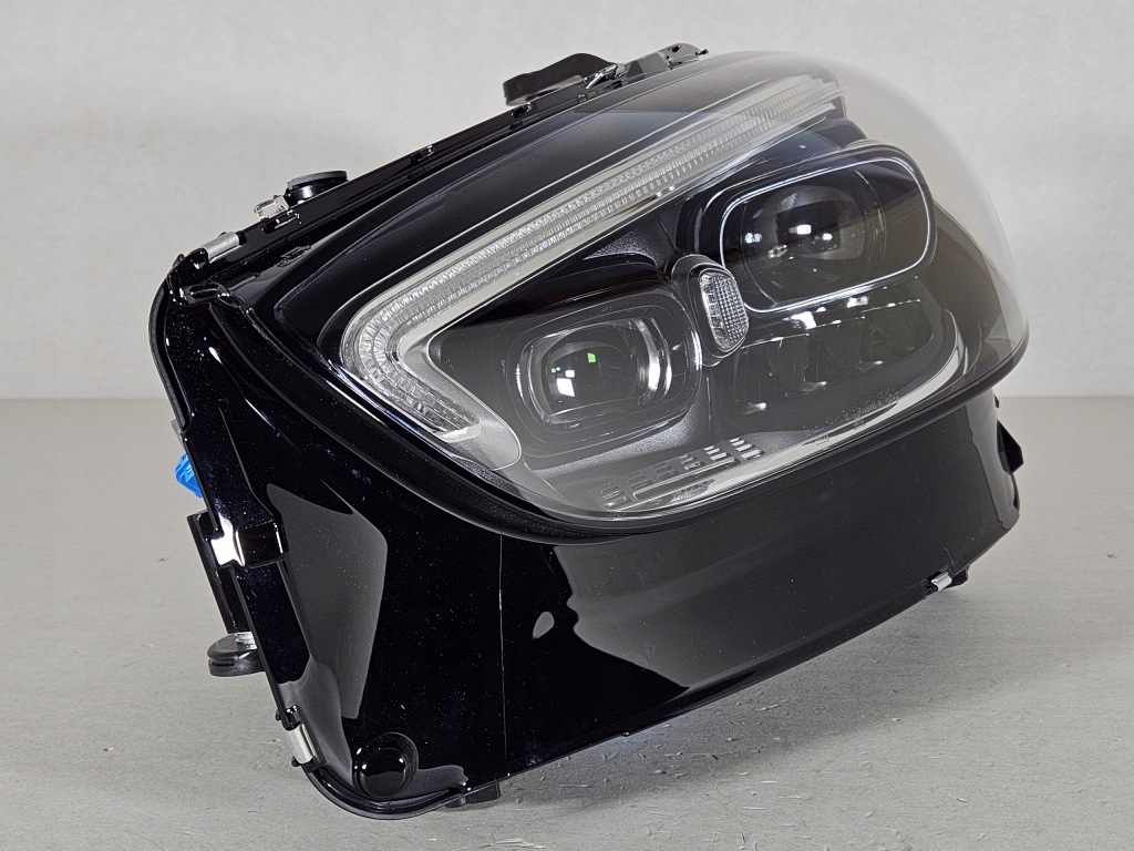 фото №7, Mercedes c-klasa w206 full led digital лампи перед