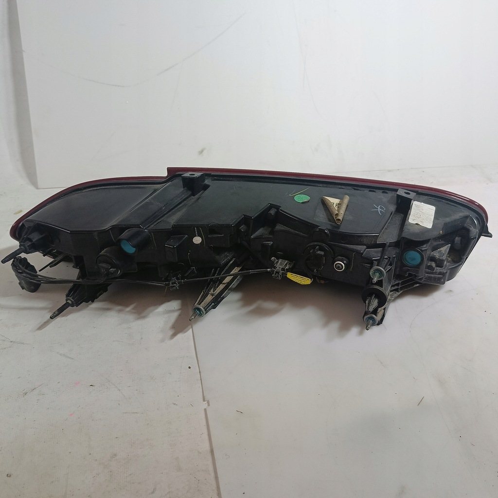 фото №11, Chevrolet camaro 16- лампа задня usa ліва права