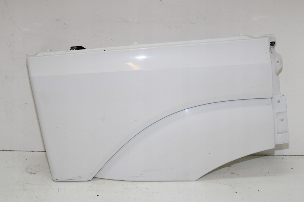 фото №1, Mercedes actros mp4 удлинитель kapiny крышка багажника бардачок правый дверь бардачка