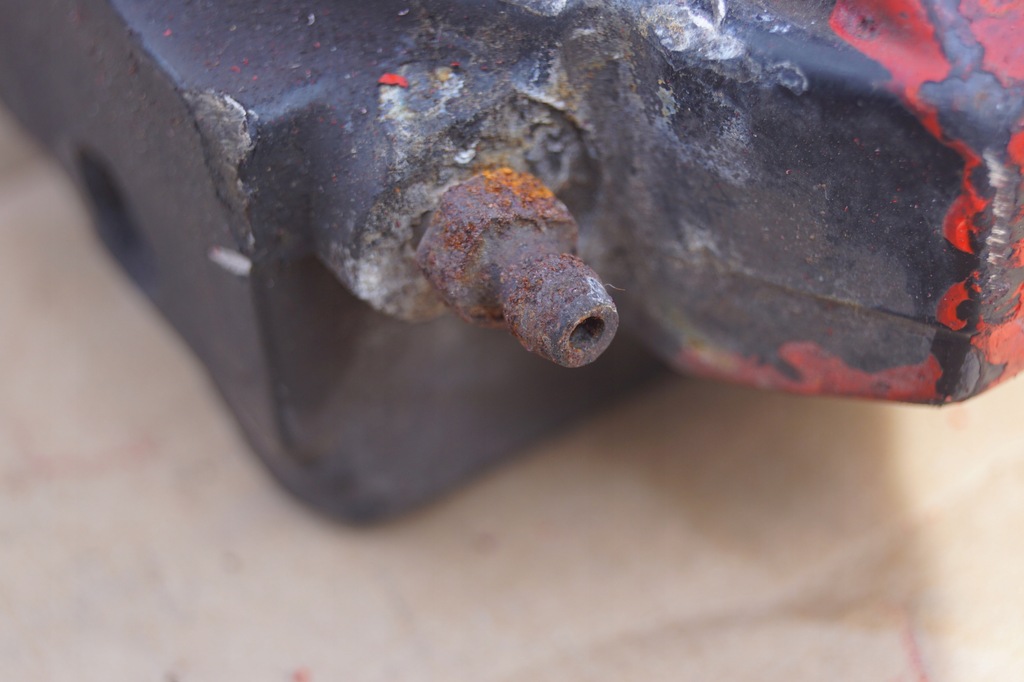 фото №6, Супорт гальмівний лівий перед porsche 911 996