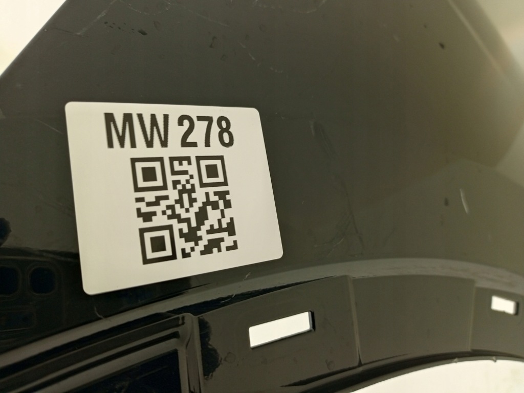 Toyota prius v 5 2023- бампер задний задняя Киев