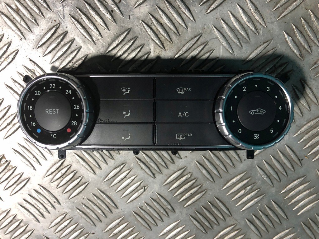 фото №1, Mercedes r172 slk панель кондиціонера обдув