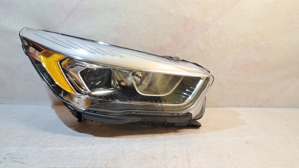 фото №1, Ford escape lift фара правый led