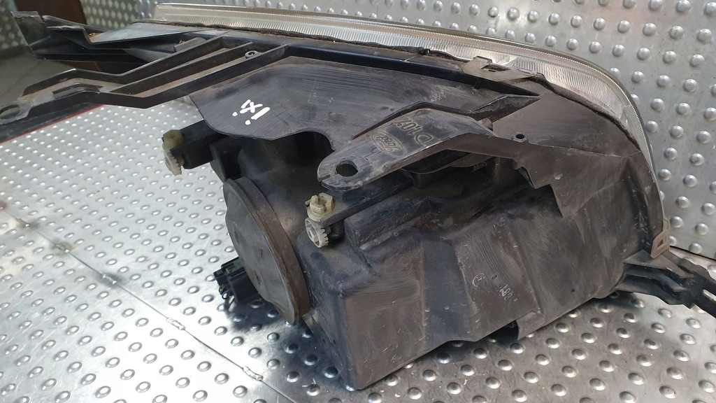 фото №8, Лампа перед левая ford fusion lift 02-