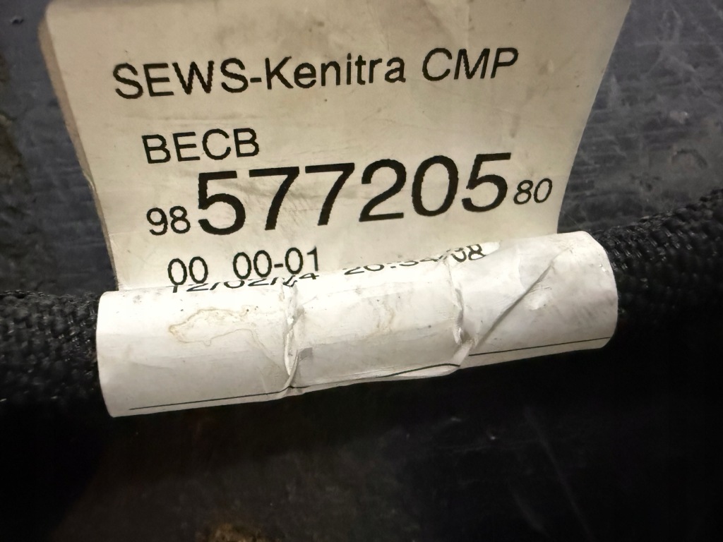 Peugeot 208 2 2008 corsa f рестайлинг  24r клемма шланг аккумулятор 9853437080 в Украине