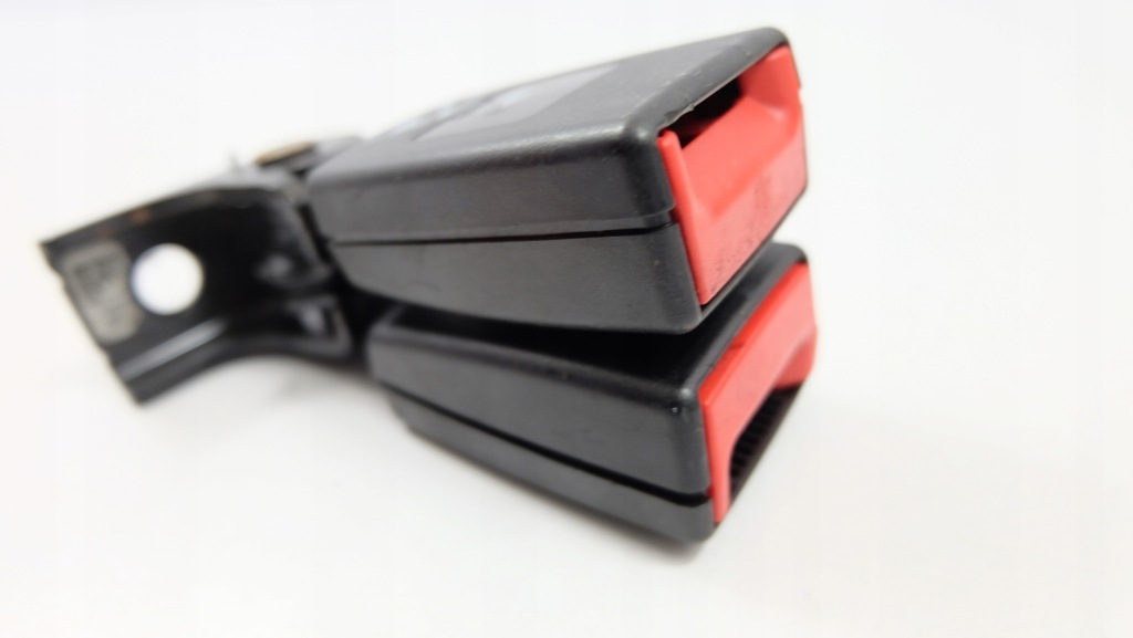 фото №6, Bmw x4 f26 защёлки ремней задняя