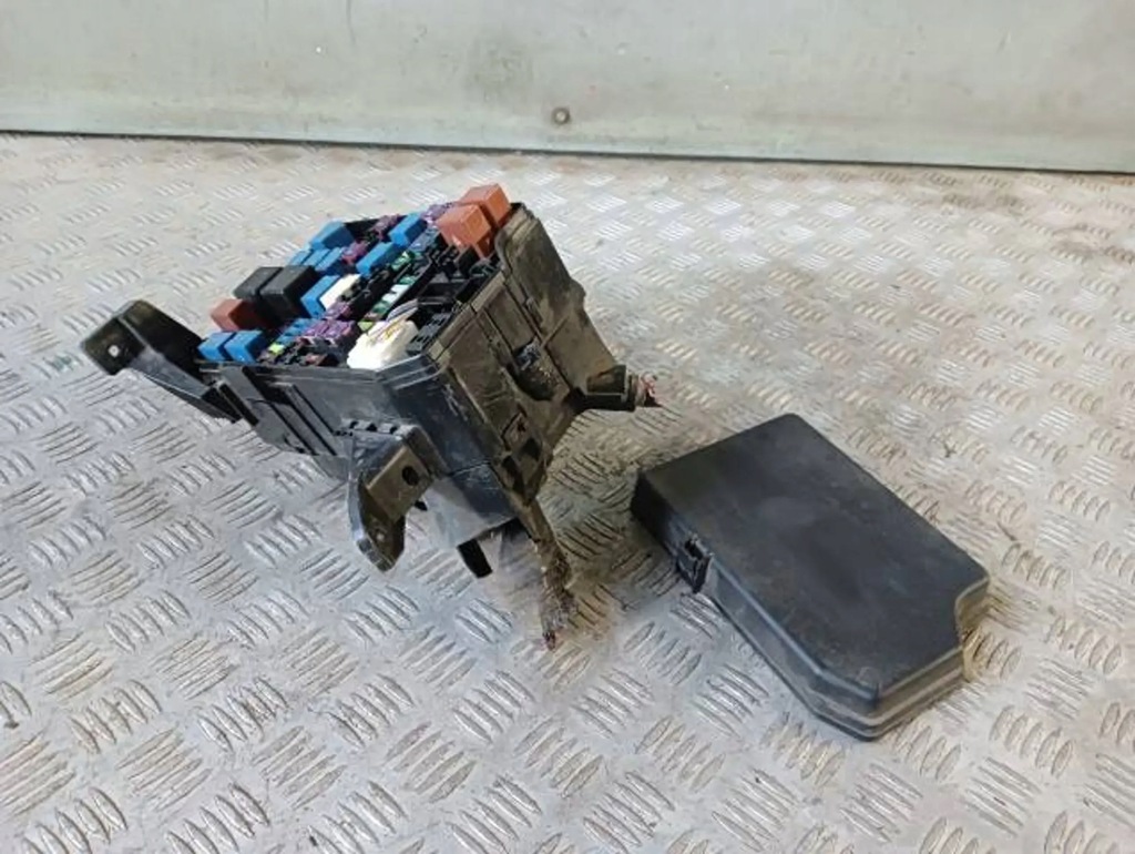 фото №5, Suzuki sx4 s-cross 1.6 ddis корпус коробка запобіжників