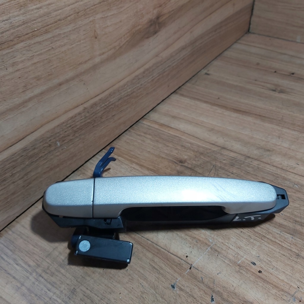 фото №1, Ручка левая задняя corolla verso ii