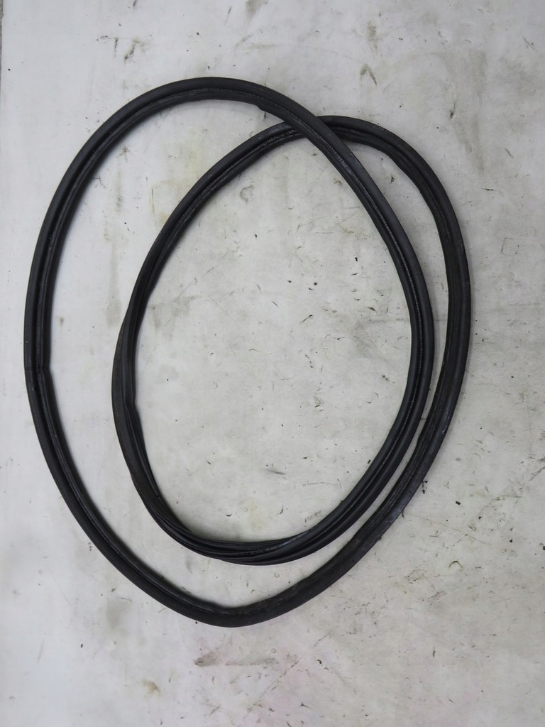 фото №1, Прокладка крышки багажника kombi civic ix