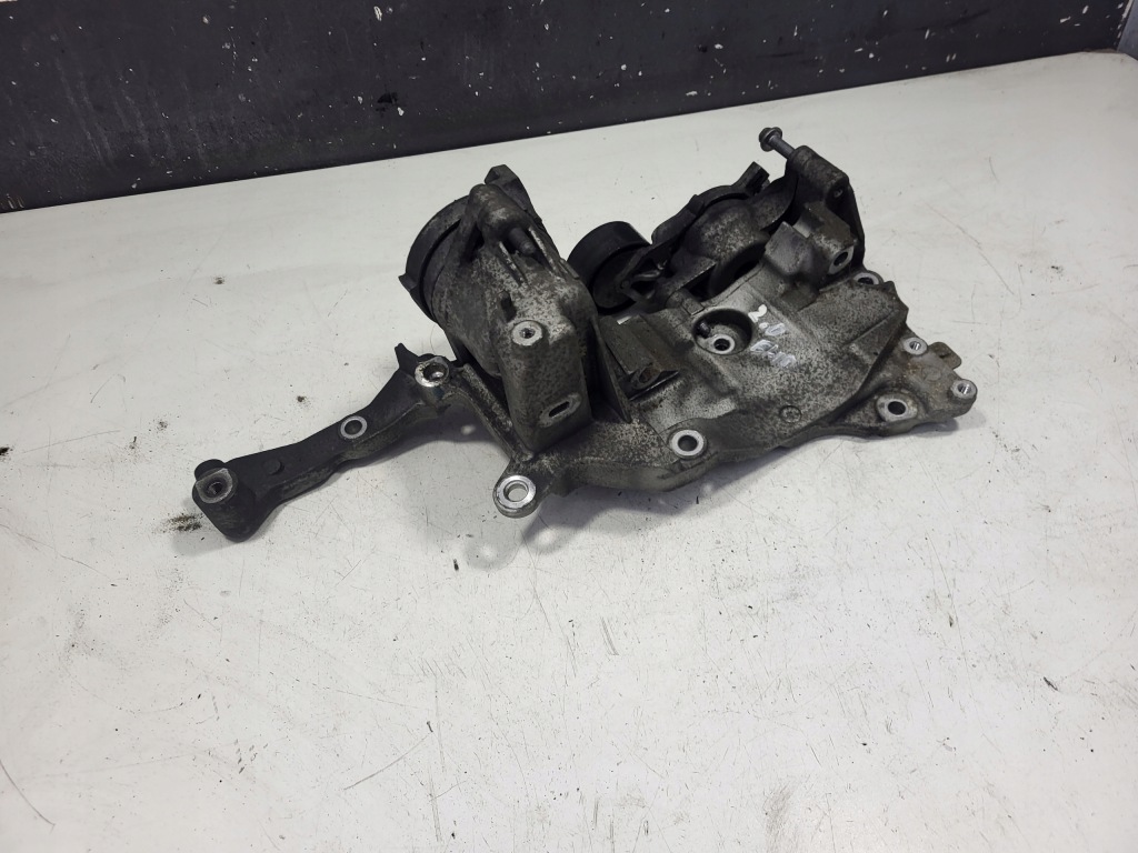 Кронштейн кронштейн генератора citroen peugeot 2.0bhdi 9804333180 в Украине