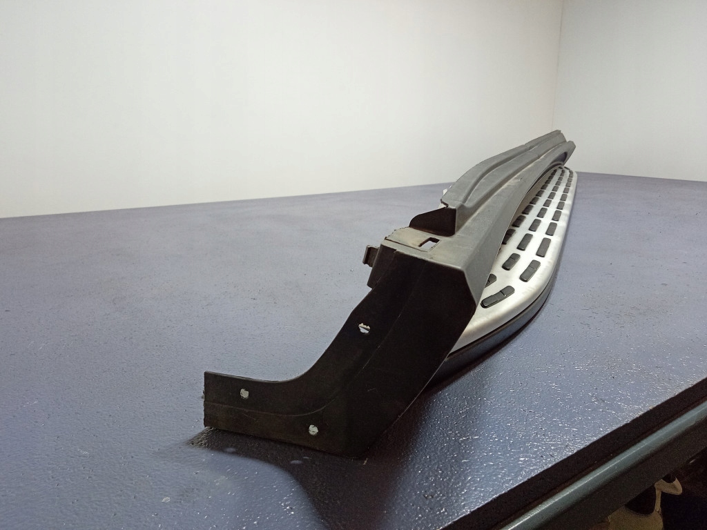 фото №9, Mercedes gls x167 порог подножка молдинг порог правая a1676903001