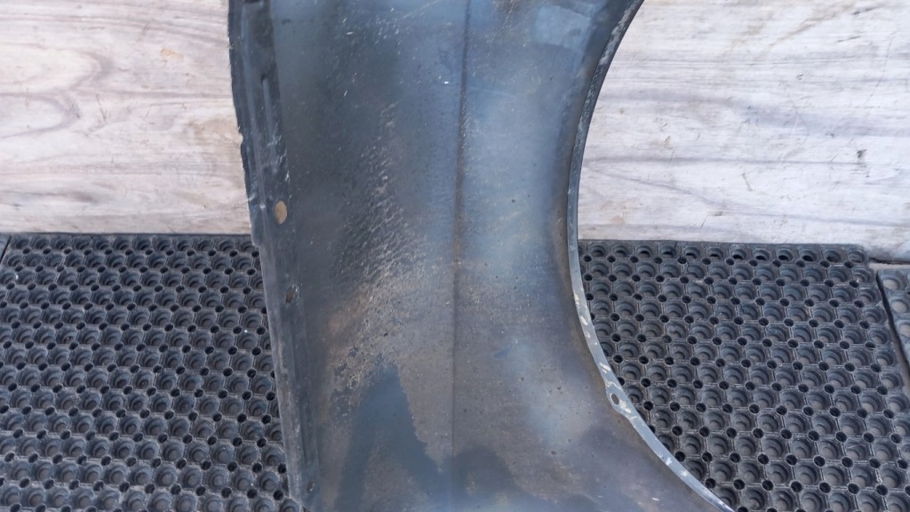 Audi a6 c6 крыло  перед левое  ly9w Цена