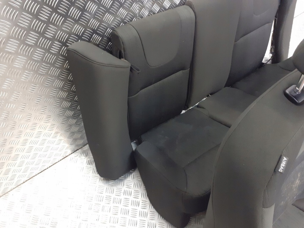 фото №16, Сиденья заднее сиденье комплект + обшивки ford focus mk2 usa 2.0 16v