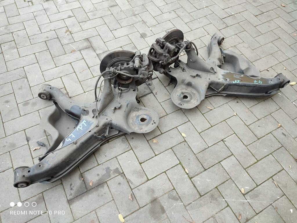 фото №1, Mercedes vito поворотный кулак задняя подвеска w447 правая