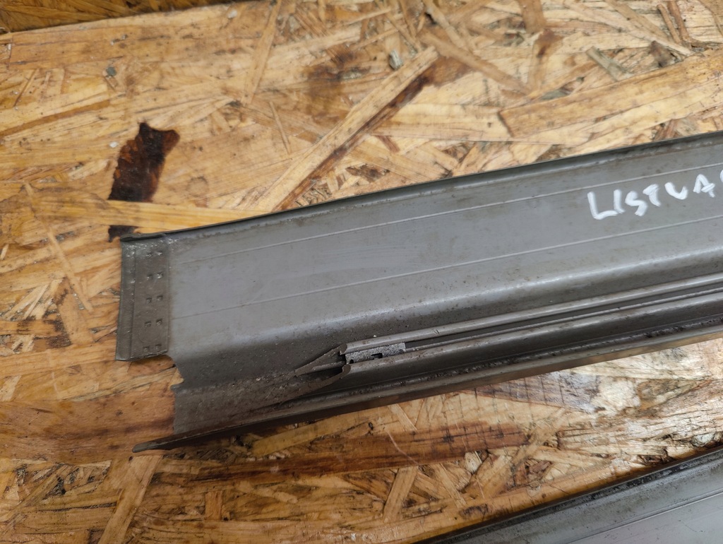 фото №7, Молдинг порог mercedes w123