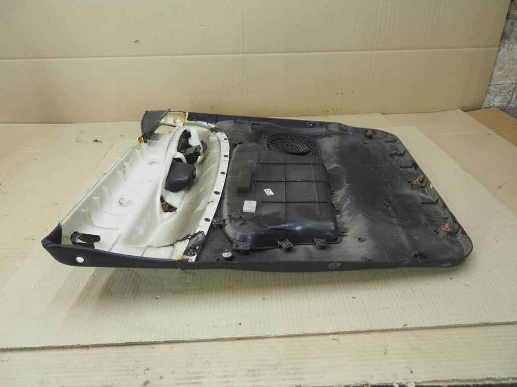 фото №14, Hyundai h1 h200 97- оббивка права обшивка двері перед