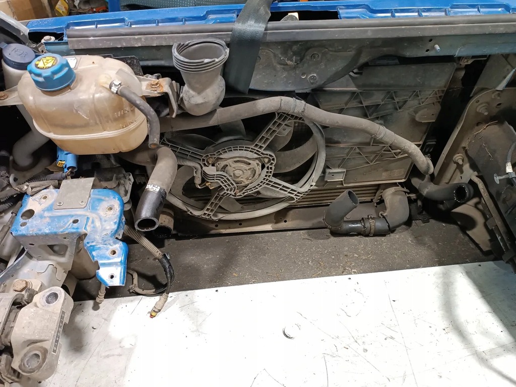 фото №12, Peugeot bipper kompletny набір передньої частини кузов / кузов 2015