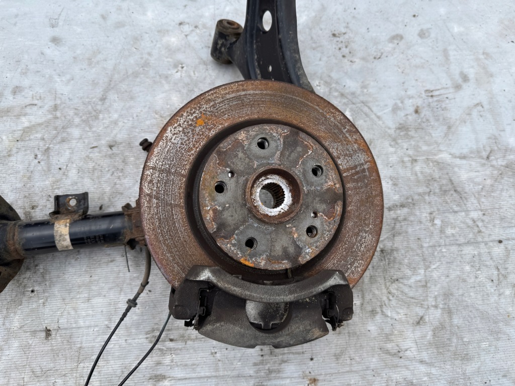 фото №7, S-cross sx4 16- lift 1.4 hybrid поворотний кулак амортизатор лівий перед амортизаторна стійка