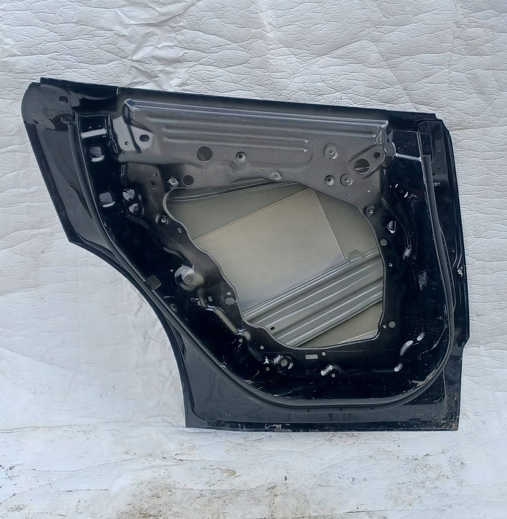 фото №6, Tesla y двері ліва задня задні
