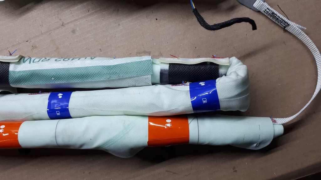 фото №9, A4 b9 lift шторка безпеки права подушка безпеки 8w9880742f kombi