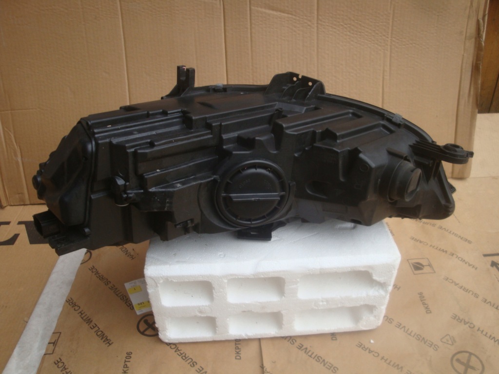 Audi a4 b9 8w0 фара full led передня правий Зі Шроту