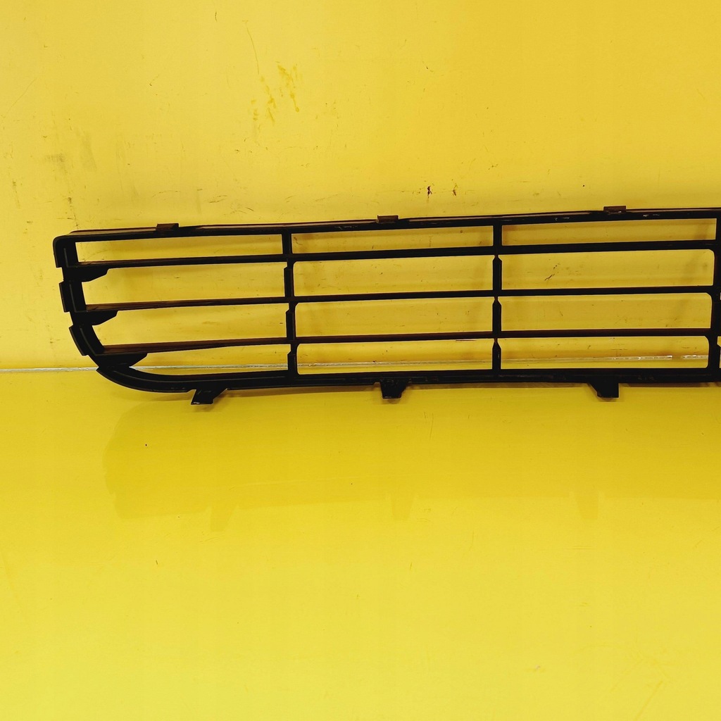 фото №7, Решётка бампера средняя mitsubishi colt mn105191 nr8