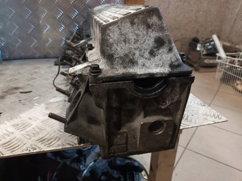 фото №9, Комплектна головка bmw e34 2.5 d 2244250