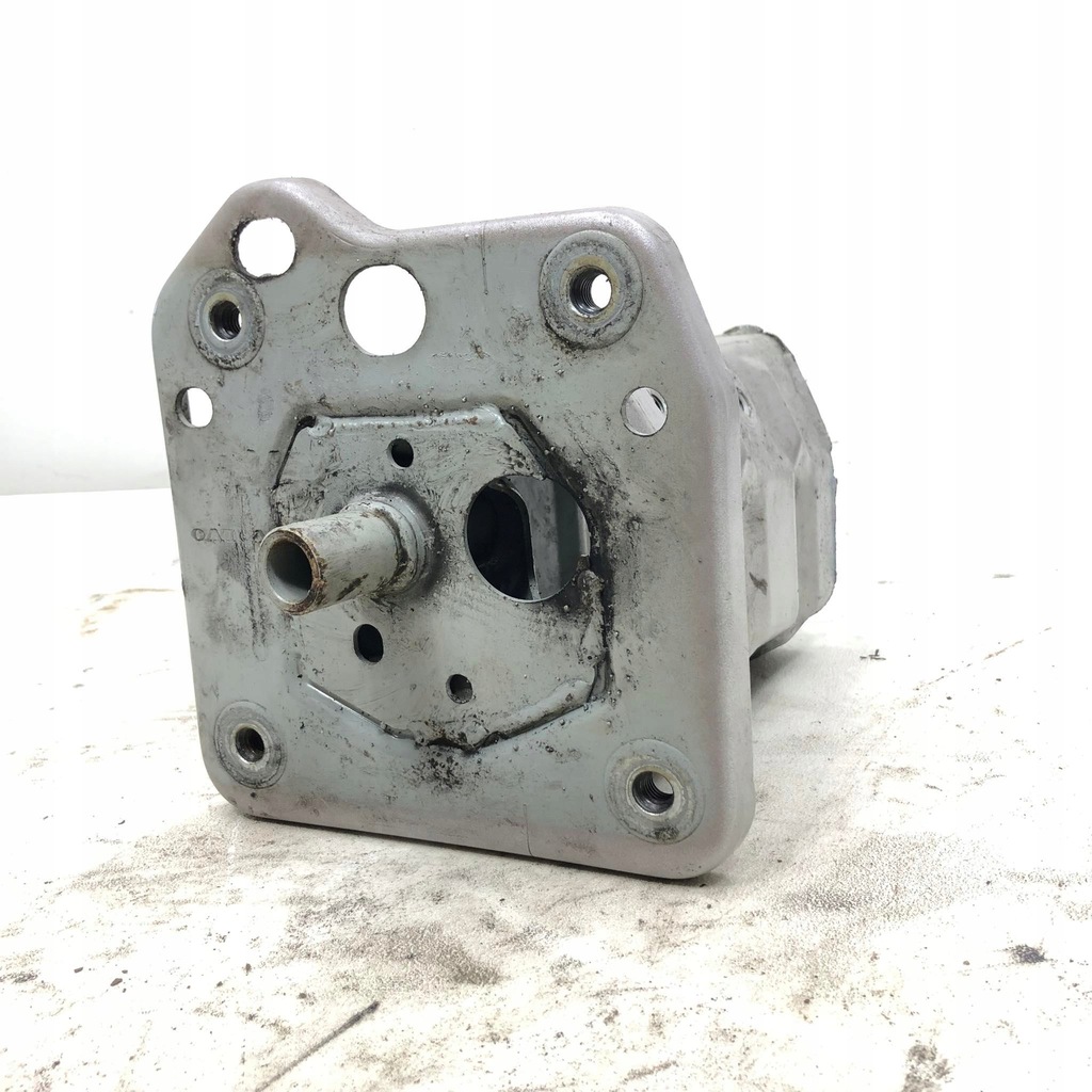 фото №7, Volvo v70 iii 08r кронштейн зона деформации правое перед