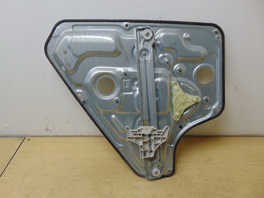 фото №6, Механізм скло правий задня kia venga europa