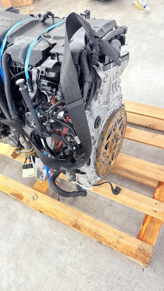 Bmw f10 f30 f32 f15 двигатель комплектный  n57d30a 190kw 258km 30d 330d 530d Доставка
