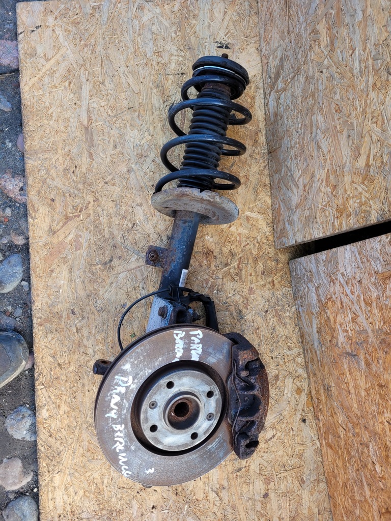 фото №1, Поворотный кулак правая citroen berlingo iii partner iii