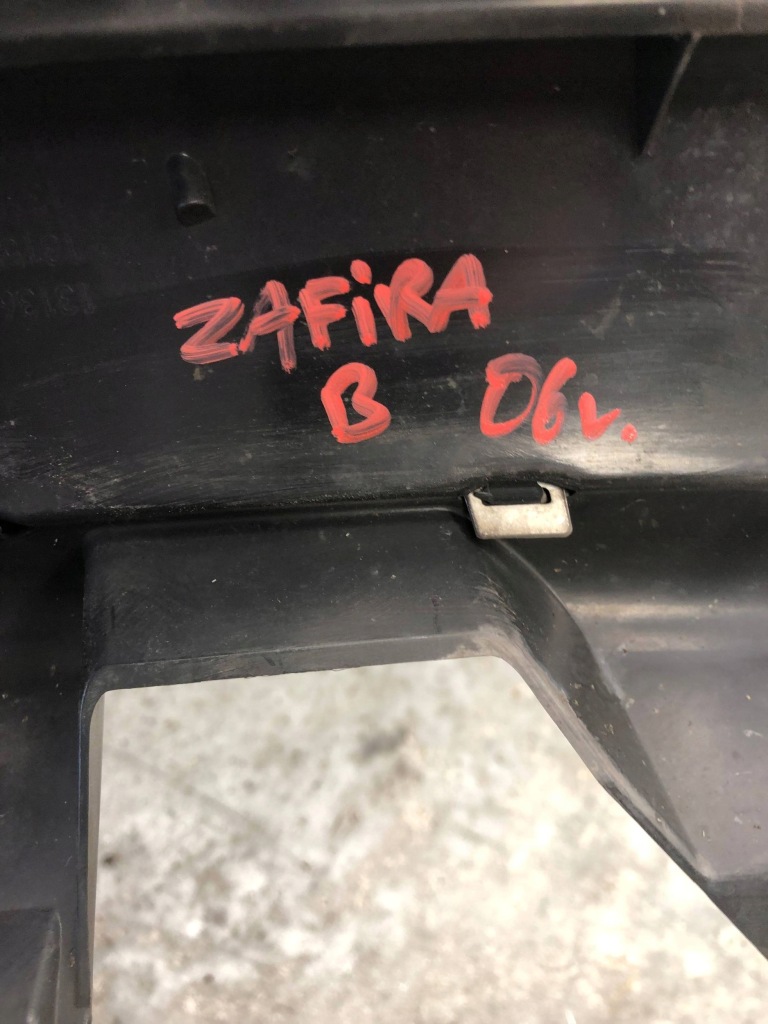 фото №9, Решітка радіатора решітка радіатора opel zafira b 13136136