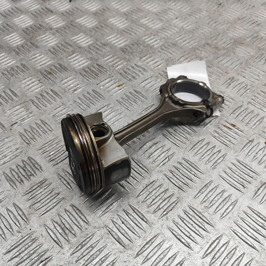 фото №2, Lexus ux 2022 поршень