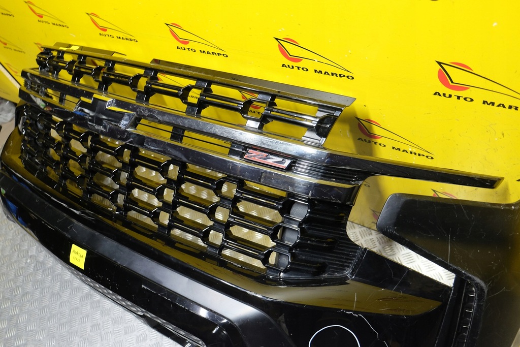 фото №11, Chevrolet tahoe suburban 2021- бампер решітка радіатора usa