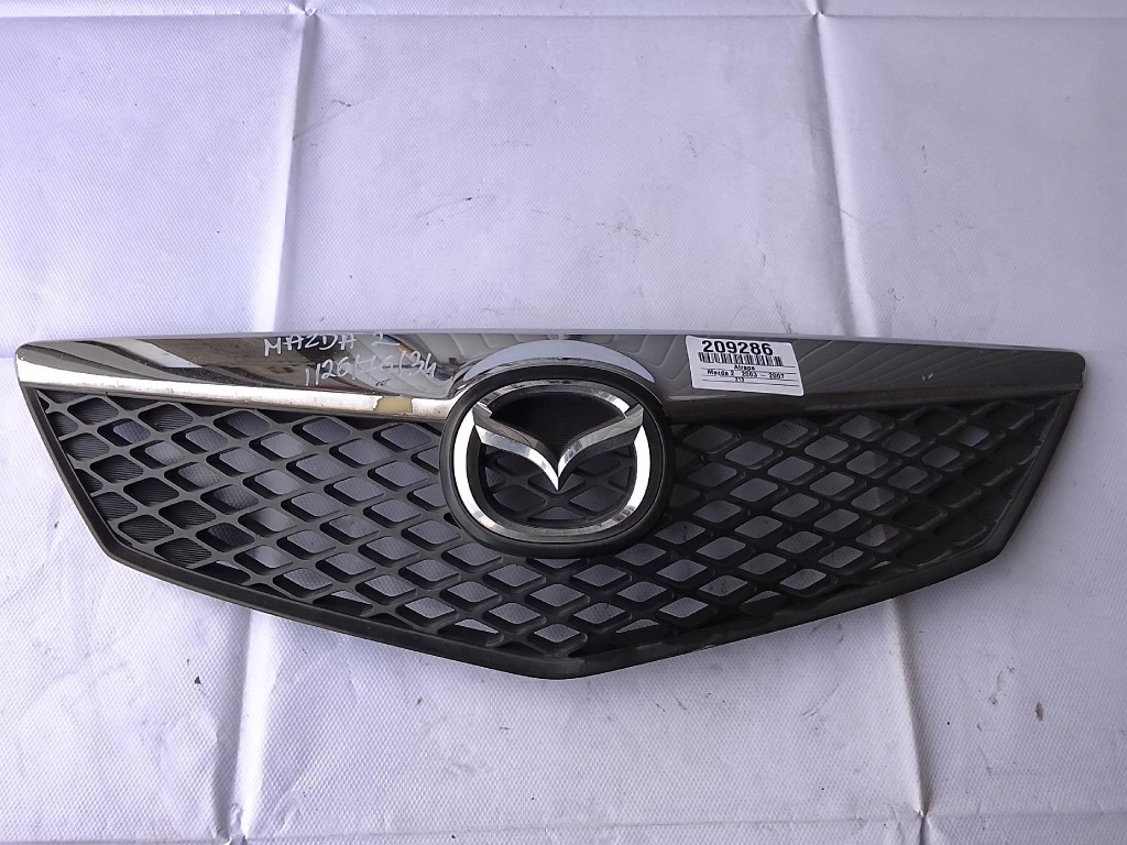 Купить Решётка  решётка радиатора mazda 2