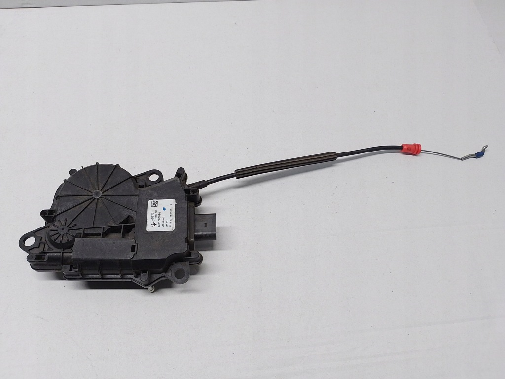 фото №4, Замок крышки доводчик 6701065090 alfa romeo stelvio