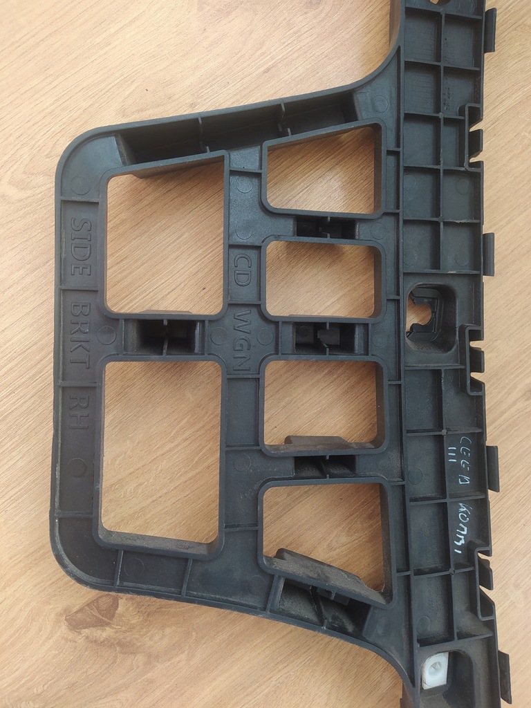 фото №5, Направляющая правый задняя kia ceed iii kombi 86616-j7300