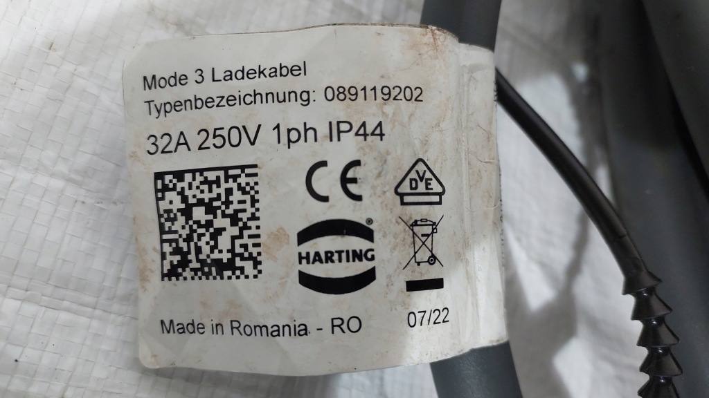 фото №4, Bmw 330e g21 зарядний пристрій кабель шланг