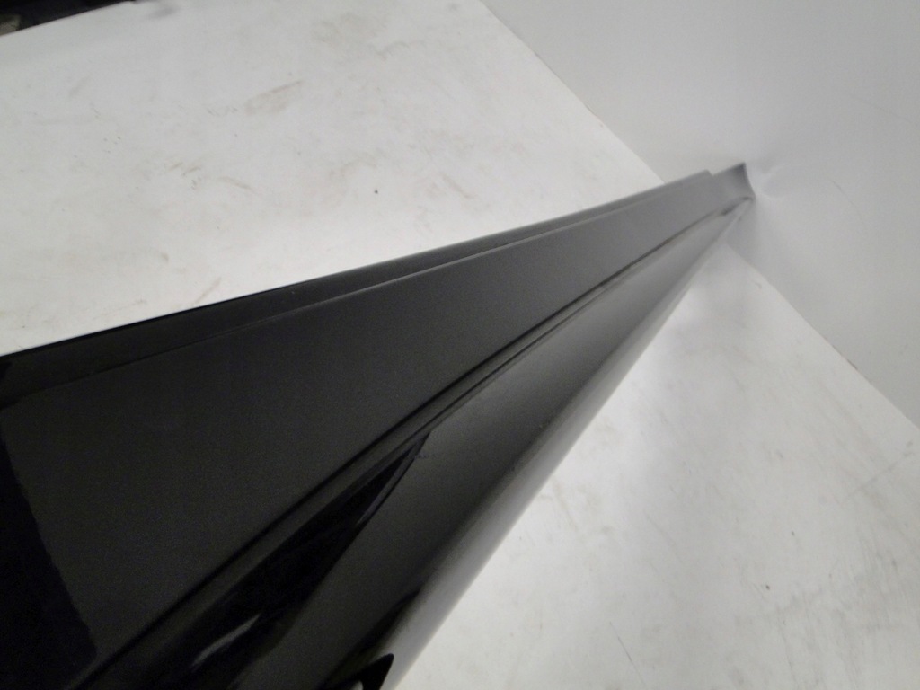 фото №14, Mercedes cls 257 w257 молдинг поріг права amg