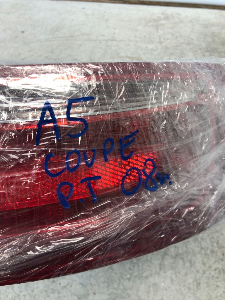 Лампа правий задній audi a5 купе 8t0945096 Зі Шроту