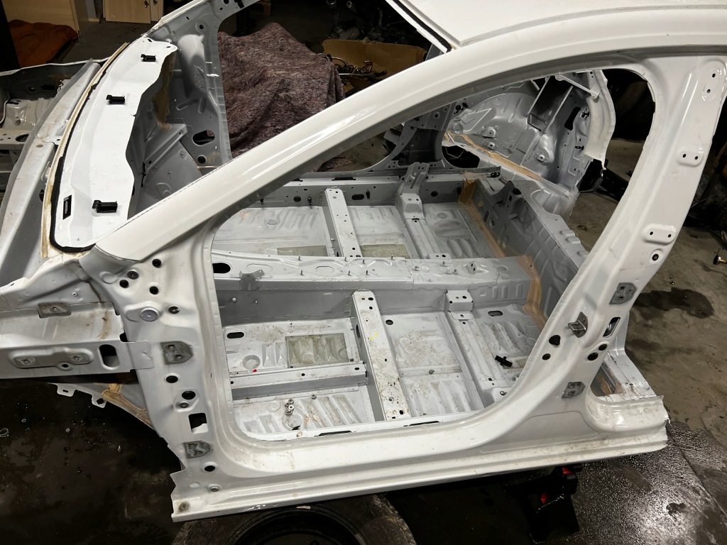 фото №7, Четверть перед лонжерон блок двигателя порог крыша dacia sandero 2023 iii 3