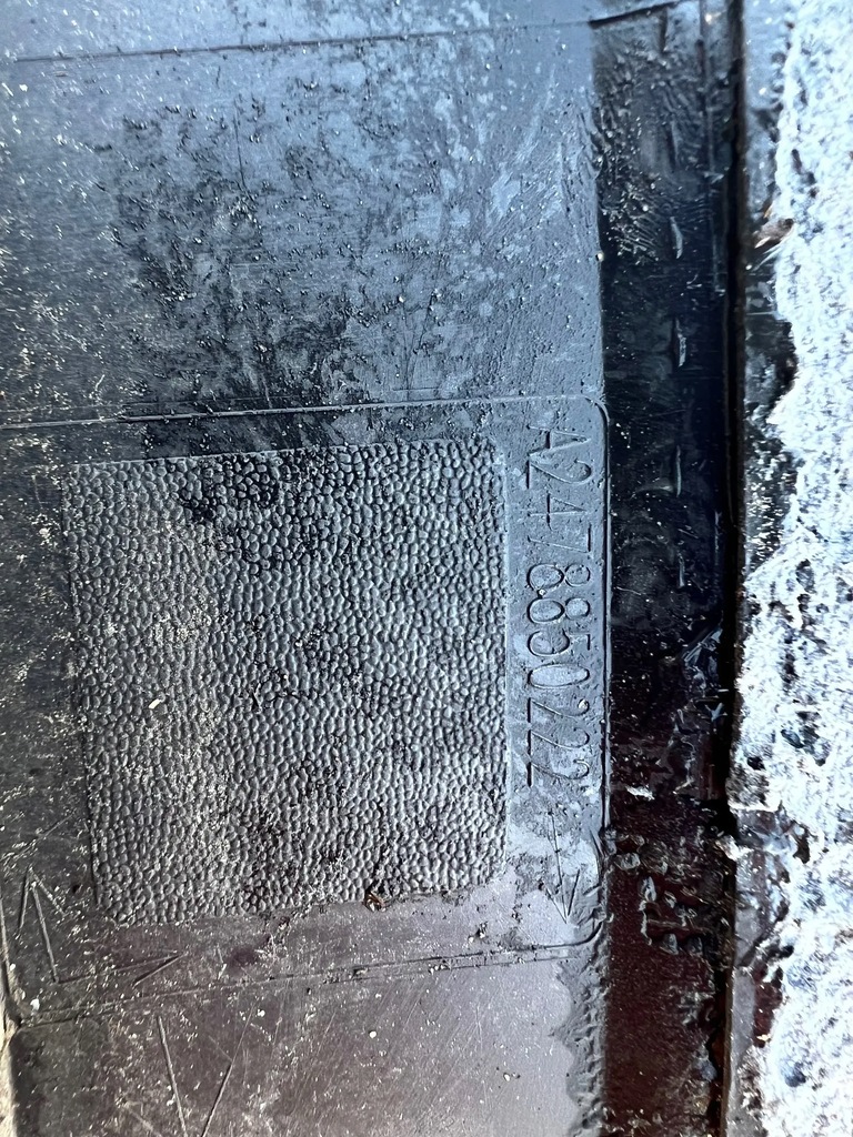 фото №7, Mercedes glb w247 gla x247 2019 молдинг крила ліва задня